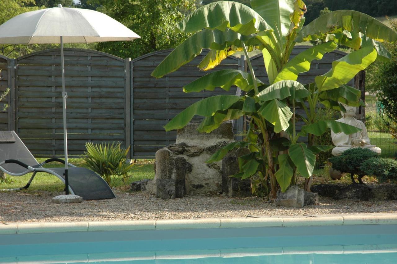 Domaine De La Queyssie Bed and Breakfast Saussignac Buitenkant foto