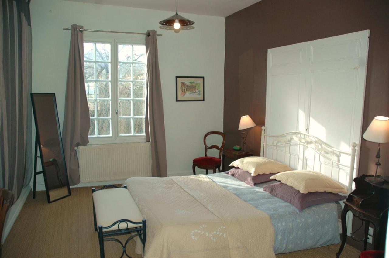Domaine De La Queyssie Bed and Breakfast Saussignac Buitenkant foto