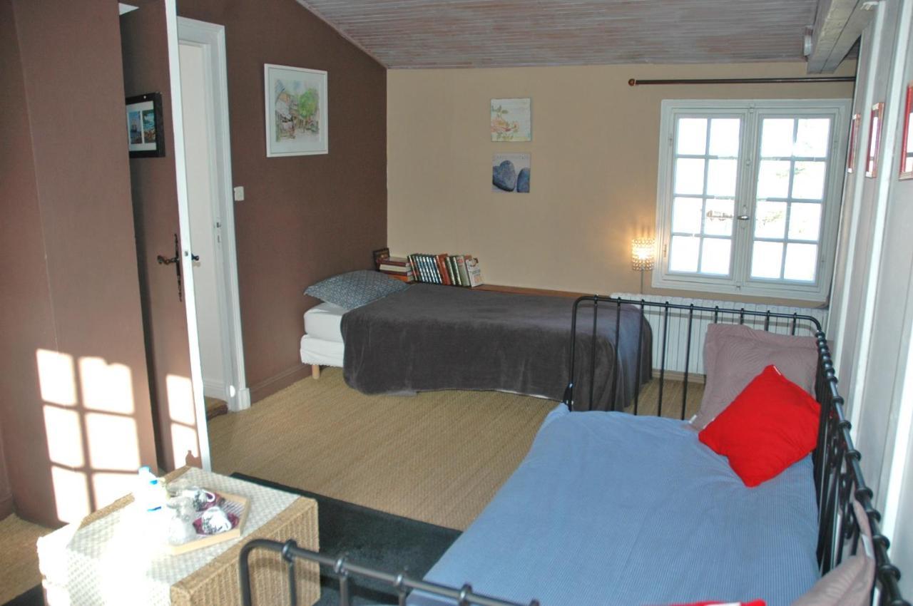 Domaine De La Queyssie Bed and Breakfast Saussignac Buitenkant foto